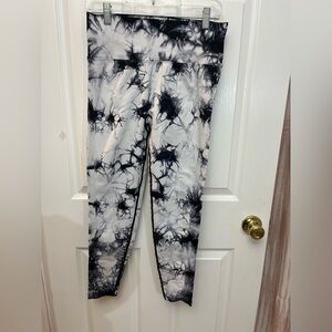 Women’s  Tie-Dye Leggings